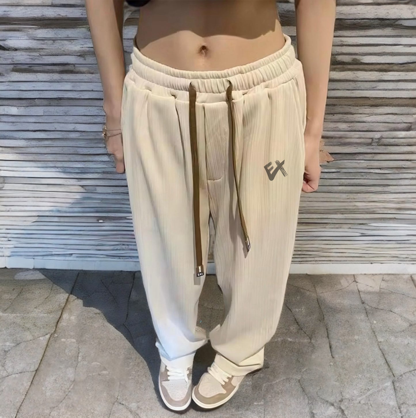 Classic Noir Straight Trouser For Queens (Ivory)
