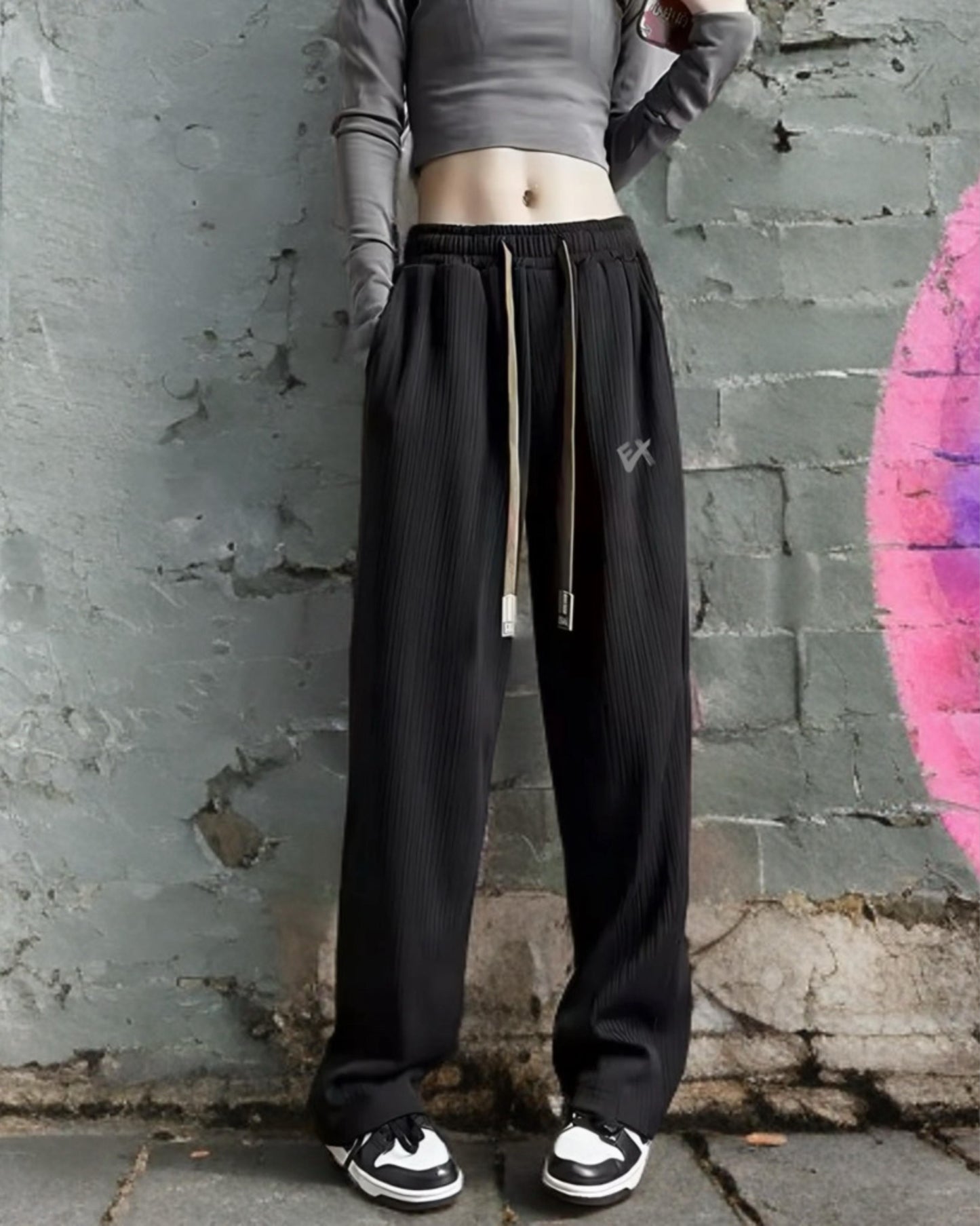 Classic Noir Straight Trouser For Queens (Black)